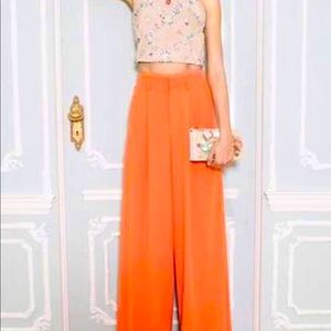 Alice and Olivia wide leg trouser, size 6 never worn